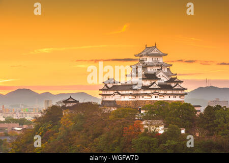 Himeji, Japan Himeji Castle in die Herbstsaison. Stockfoto