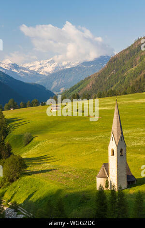 Alte Kirche in Kails bin Grosglockner Stockfoto