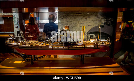 Modell Baggerarbeiten Schiff in der Panama Canal Museum im Miraflores Stockfoto