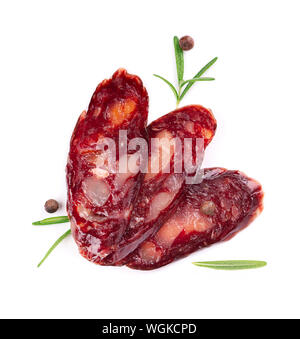 Pferd Wurst. Leckere getrocknete Wurst,, schließen auf weißem Hintergrund. Stockfoto