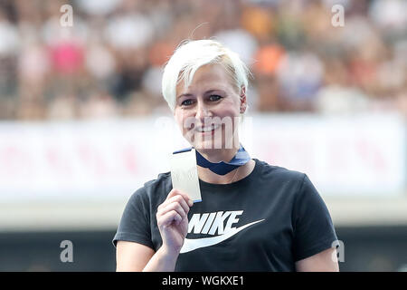 Berlin, Deutschland 01. September 2019: Istaf - Athletik - 2019 Ariane Friedrich (GER) ist ihre WM-Silbermedaille im Hochsprung der Weltmeisterschaften 2009 in Berlin | Verwendung weltweit ausgezeichnet. Stockfoto