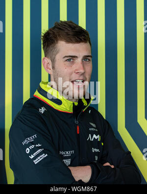 TOWCESTER, VEREINIGTES KÖNIGREICH. 01 Sep, 2019. Ross Gunn von Aston Martin Racing Team Präsentation vor der während der FIA World Endurance Championship mit 4 Stunden Silverstone Silverstone Circuit am Sonntag, September 01, 2019 in TOWCESTER, ENGLAND. Credit: Taka G Wu/Alamy leben Nachrichten Stockfoto