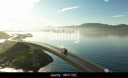 Luftaufnahmen des Atlantik Straße in Norwegen Stockfoto