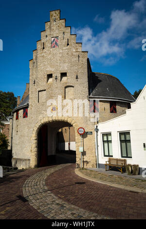 Zierikzee, Zeeland, Niederlande, September 2018: Blick auf die Noordhavenpoort Stockfoto