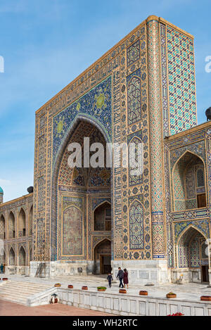 (Tilya-Kori Tilla-Kari) Madrasah, Registan Platz, Samarkand, Usbekistan Stockfoto