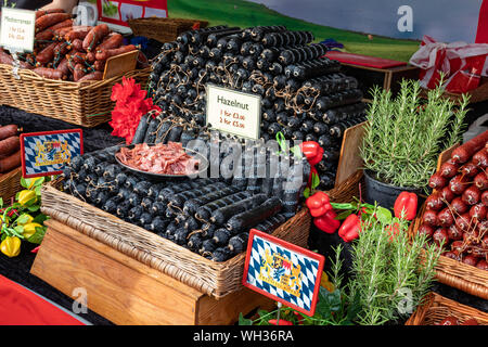 Fachstände und Obststände auf der Chatsworth Country Fair, Chatsworth .Derbyshire.England.UK Stockfoto