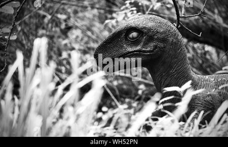 Ein Dinosaurier in der Jurazeit Reise Trail in Birdland, Bourton-on-the-Water, Cotswold Stockfoto