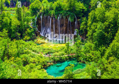 Plitvicer Seen, Kroatien. Wasserfälle des Nationalparks Plitvicer Seen. Stockfoto