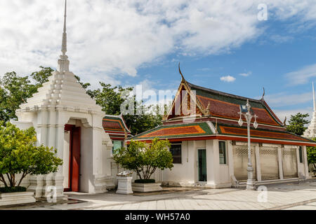 Wat Ratchanatdaram, buddhistische Tempel (Wat) in Bangkok, Thailand Stockfoto