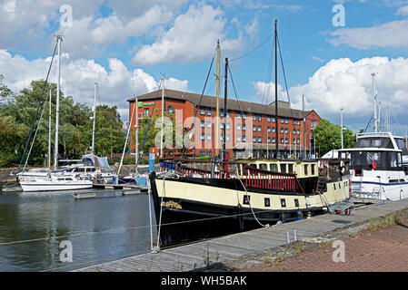 Railway Station, Teil der Marina, Hull, East Yorkshire, England, Großbritannien Stockfoto