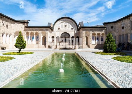 Tabatabai Haus, Innenhof, Kashan, Provinz Isfahan, Iran Stockfoto