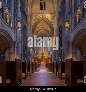 Innenraum der Heinz Memorial Chapel auf dem Campus der Universität von Pittsburgh in Pittsburgh, Pennsylvania Stockfoto