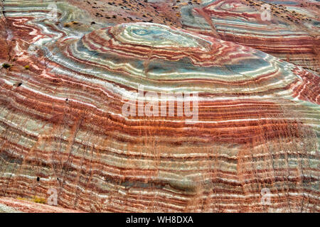 Candy Cane Berge, Khizi Bezirk, Aserbaidschan. Stockfoto