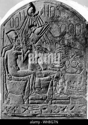 Eine unvollendete Amarnan Stele wahrscheinlich mit der Darstellung der zwei coregents Echnaton und Smenkhkare. Kalkstein. Smenkhkare (manchmal buchstabiert und Smenkhare Smenkare. Bedeutung stark ist die Seele von Ra) war ein Pharao der achtzehnten Dynastie, Nachfolger der Ketzer Echnaton, und Vorgänger von Tut-ench-Amun. . Von Christiane Desroches Noblecourt, Seite 167 Tutanchamun. Stockfoto