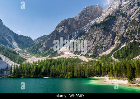 Pragser Wildsee, Pragser Dolomiten, Südtirol, Italien Stockfoto