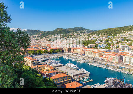 Port Lympia, Nizza, Alpes Maritimes, Cote d'Azur, Provence, Côte d'Azur, Frankreich, Mittelmeer, Europa Stockfoto