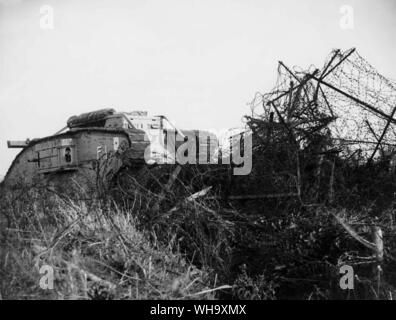 WW1: A F Bataillon Tank (F1) üben an Wailly für die Schlacht von Cambrai. 21. Oktober 1917. Stockfoto