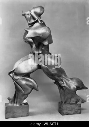 Umberto Boccioni. Einzigartige Formen der Kontinuität im Raum, 1913. Bronze Stockfoto