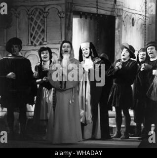 Le Comte Ory von Rossini. Dezember 1968 Michael Sinichal und Marie Luce Bellany Stockfoto