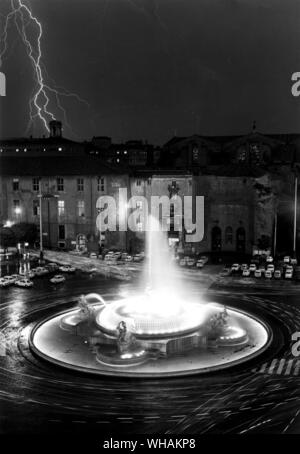 Fontana delle Naiadi. Piazza Esedra Stockfoto