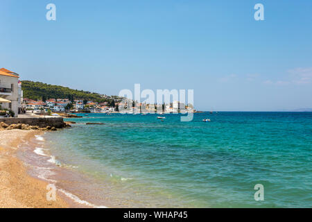 Gebäude der Insel Spetses am Saronischen Golf in der Nähe von Athen. Griechenland Stockfoto