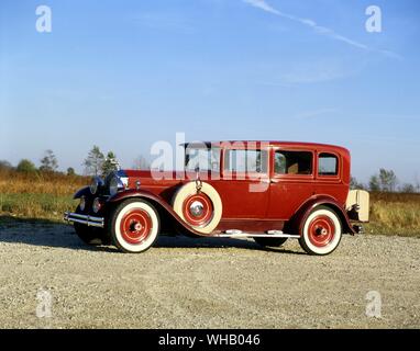 Verkehr Straße 1930. Packard Modell 126 Stockfoto