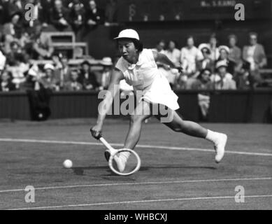 Sashiko Kamo 11 Februar 1926 - 28 Oktober 2003] geboren. Sie war geboren in Meguro-ku, Tokio, als zweites Kind einer Tennis Familie. Sie war der erste japanische Frau Grand Slam Ladies' Singles in 1952 US Open/1954 Wimbledon und US Open zu besuchen. . Stockfoto