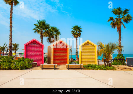 La Mer oder Jumeira Beach ist ein öffentlicher Strand in der Stadt Dubai in den VEREINIGTEN ARABISCHEN EMIRATEN Stockfoto