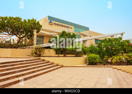 SHARJAH, VAE - MÄRZ 01, 2019: Die sharjah Maritime Museum ist in der Nähe vom Strand in Sharjah in den Vereinigten Arabischen Emiraten oder VAE entfernt Stockfoto