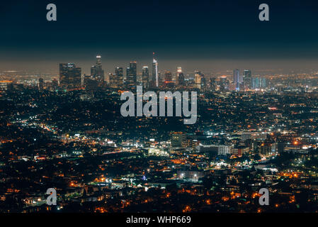 Blick auf die Innenstadt von Los Angeles Skyline, von Griffith Observatory, Los Angeles, Kalifornien Stockfoto