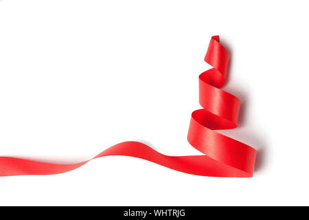 Weihnachtsbaum Band auf einem weißen Hintergrund. Stockfoto