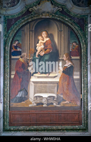 "La vergine col Bambino, San Martino Vescovo, Santa Maria Maddalena e aufgrund Angeli" (1521) von Domenico Alfani, Città della Pieve, Perugia, Umbrien, Italien Stockfoto