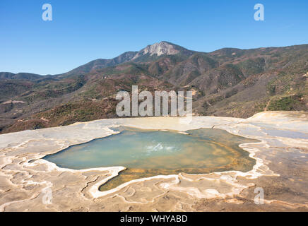 Natürliche Infinity-pool an Hierve el Agua, Oaxaca, Mexiko Stockfoto