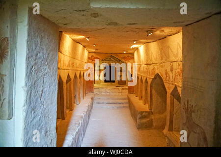 Israel, den König von Lachisch, Region, Interieur des Columbarium Höhle bei Tel Maresha im Beit Guvrin National Park Gruben im dritten Jahrhundert v. Chr. als Steinbruch, Beerdigung Stockfoto