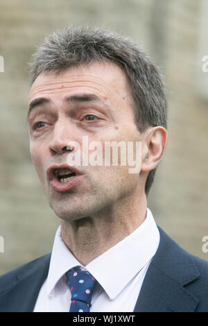 Westminster London, UK. 3. Sep 2019. Liberaler Demokrat Pro bleiben MP Tom Bremse gibt ein Interview zu den Medien als Politiker aus ihrer Sommerpause des Parlaments zurück. Credit: Amer ghazzal/Alamy leben Nachrichten Stockfoto