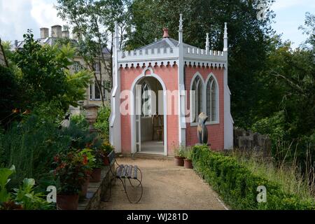 Das Eagle House Rokokogarten Glousestershire Painswick England Großbritannien Stockfoto