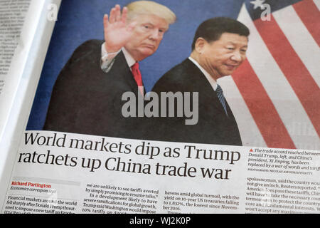 "Die Weltmärkte dip als Trumpf Ratschen bis China trade Krieg' Guardian Artikel im finanziellen Bereich August 2019 London England Großbritannien Stockfoto