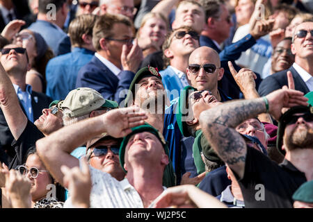 Terneuzen, Niederlande. 31 Aug, 2019. TERNEUZEN - 31-08-2019, Feier 75 Jahre Freiheit. Zuschauer. Credit: Pro Schüsse/Alamy leben Nachrichten Stockfoto