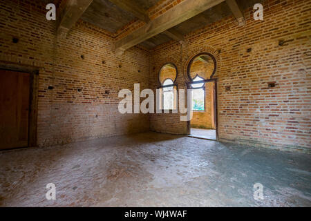 Ein unfertiges Zimmer in der backsteinturm der Kellie Castle, Perak, Malaysia. Stockfoto