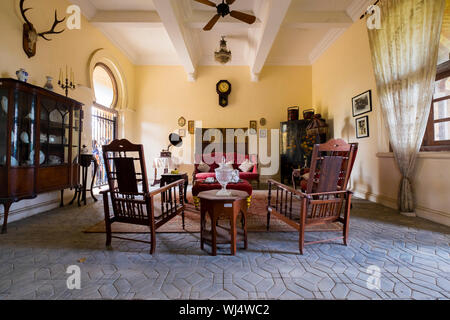 Ein Wohnzimmer auf der Kellie Castle, Perak, Malaysia. Stockfoto