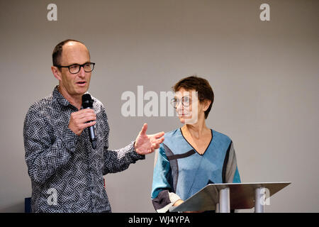 Nicci Gerrard und Sean French (Nicci French) an der NAWGFest 2019 Gala Dinner Stockfoto