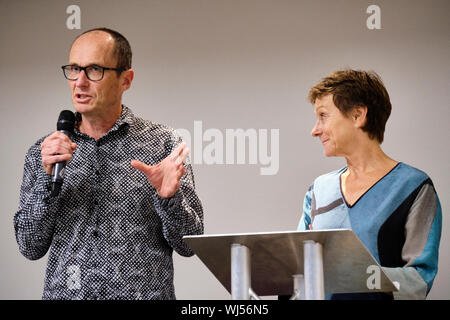 Nicci Gerrard und Sean French (Nicci French) an der NAWGFest 2019 Gala Dinner Stockfoto