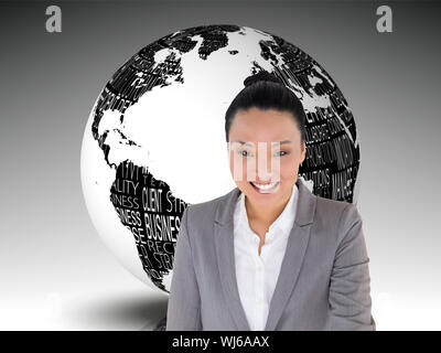 Zusammengesetztes Bild des lächelnden asiatische Geschäftsfrau zeigt Stockfoto