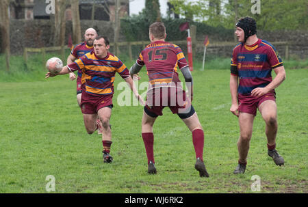 Die Teilnahme an Spielen Rugby, Clitheroe, Lancashire. Stockfoto