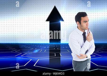 Zusammengesetztes Bild von Ernst Kaufmann hält Gläser Stockfoto