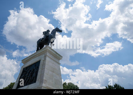 Washington, DC - 8. August 2019: Reiterstandbild von General Ulysses Simpson Grant vor der United States Capitol Building Stockfoto