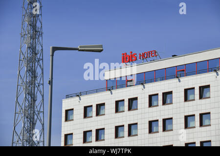 Anzeigen, Architektur, Außen, Draußen, Draußen, Außen, Berlin, Charlottenburg-Wilmersdorf, Deutschland, Funkturm, Gebäude, Gebäude, Hotel, Stockfoto