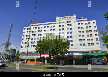 Anzeigen, Architektur, Außen, Draußen, Draußen, Außen, Berlin, Charlottenburg-Wilmersdorf, Deutschland, Funkturm, Gebäude, Gebäude, Hotel, Stockfoto