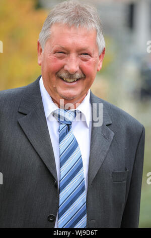 Westminster, London, Großbritannien. 03. Sep 2019. Sammy Wilson, MP, DUP. Politiker sind in und um College Green interviewt 'Material Dorf' in Westminster am Tag Parlament kehrt aus der Aussparung. Credit: Imageplotter/Alamy Live News Credit: Imageplotter/Alamy leben Nachrichten Stockfoto