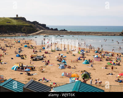 Summerleaze Beach, Bude, Cornwall, UK während der Sommerferien. Stockfoto